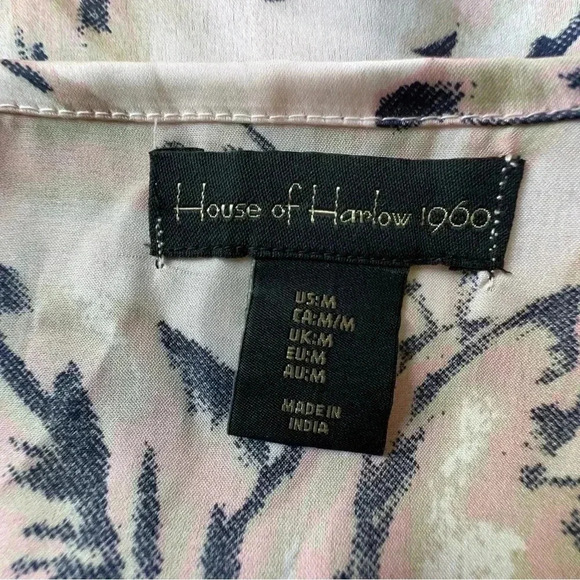 HOUSE OF HARLOW 1960 | NWOT | FLORAL CAMISOLE PINK GRAY | SIZE: MEDIUM - Picture 5 of 5